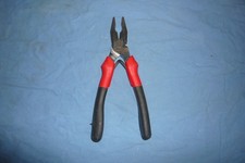 Pince Universelle Gainée Facom 187.20CPE