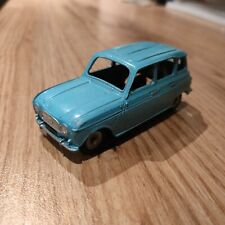 vrai Dinky toys junior 100 - RENAULT 4 L - Etat C