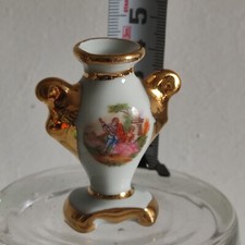 pot vase  miniature Porcelaine