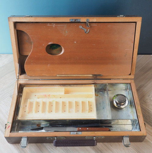 Ancienne boite peinture - boite,