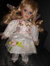 Poupée En Porcelaine de