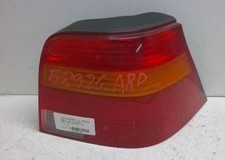 Feu arriere principal droit