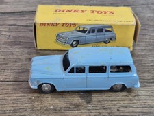 Jouet Ancien Voiture Miniature Peugeot 403 Familiale Dinky Toys