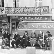 Photo sur papier  argentique GRAND MERE PARIS 1960 format 50x50cm