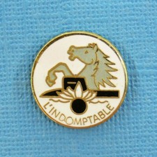 1 PIN'S / SNLE SOUS-MARINS NUCLÉAIRE LANCEUR D'ENGINS L'INDOMPTABLE S613 (FOST)