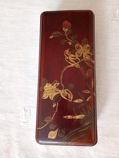 Ancienne boîte japonaise en