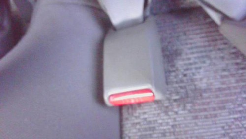 Attache ceinture arriere