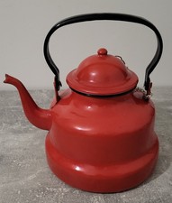 Théière Bouilloire en Tôle Emaillée Rouge Vintage Décoration Ancienne 18cm