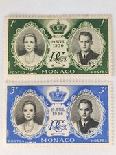 Lot de 2 timbres de Monaco –