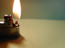 BRIQUET SUNFLOWER LIGHTER Feuerzeug ACCENDINO AANSTEKER léttari ljusare 打火机 ENCE