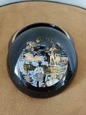 Ancienne Boite En Terre Cuite Laqué Noir De Grèce Fait Main, Peinture OR 24K .