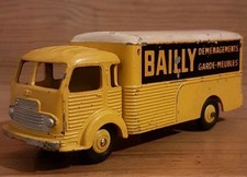 DINKY TOYS 33AN CAMION SIMCA CARGO BAILLY DEMENAGEMENT