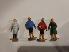 4 figurines starlux 1/43 civil  spectateur neuf !