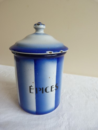 Charmant petit pot épices - à,