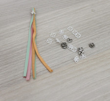 Dame Boucleline Lady Lovely Locks lot de boutons pressions carrés + rubans