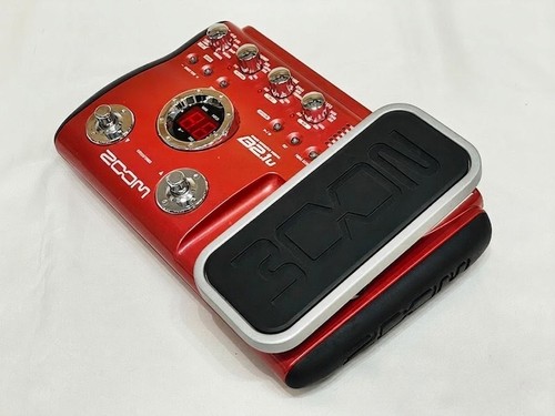Zoom bass effects - zoom, b2.1u