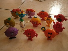 Lot de 13 figurines Monsieur /