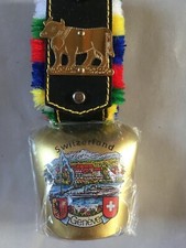 JOLIE CLOCHE SUISSE DECORATIVE