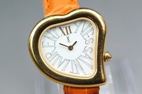 Presque comme neuve montre - [presque,