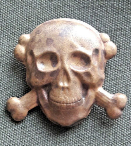 Insigne casque adrian - insigne, corps