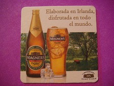 Sous-Verre Espagnol ~*~ MAGNERS Cidre Pêche Tiré Par Bulmers ~ Irlande