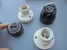 Lot Ancien Plafonnier douille , Interrupteur Bakélite et Prise industrielle 