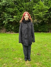 Veste fausse peau retourné fausse fourrure T 44 Noir a capuche chaude XXL / 44 /