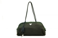 PRADA Sac Cadena Triangle Plaque Logo Tissu Nylon Kaki