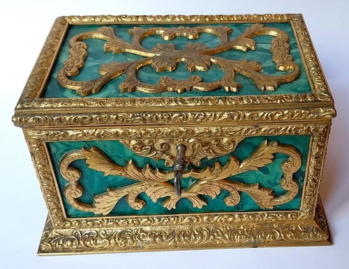 Très beau coffret - très,