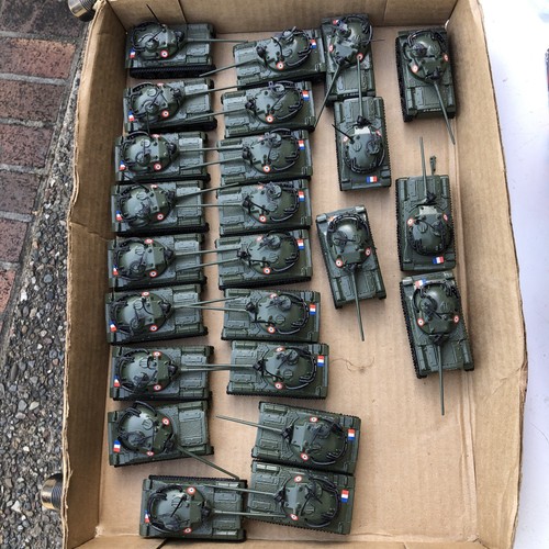 Lot vintage die cast amx - 24,