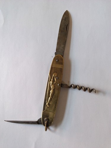 Couteau figuratif type