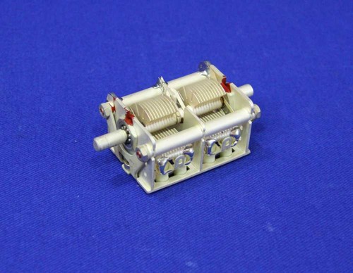 Condensateur variable tuner