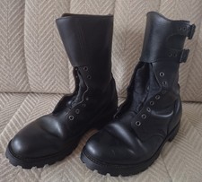 PAIRE CHAUSSURE MILITAIRE
