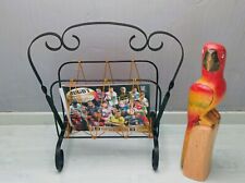 Porte revue fer forgé et scoubidou