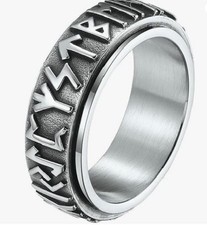 Bague runes viking en acier taille 70