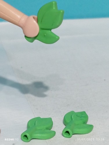 Playmobil feuilles - x3,