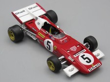 Voiture Ferrari F 312 B2 rouge et blanc