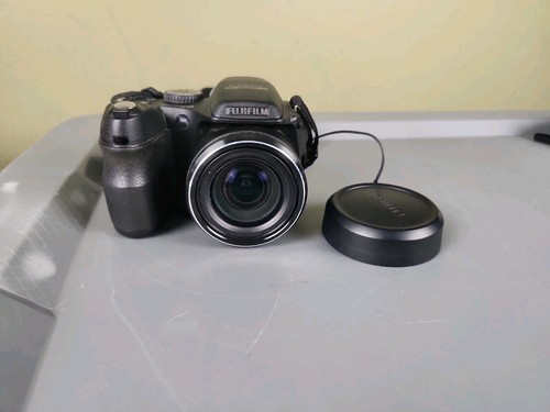 Fujifilm finepix s2000hd - finepix,