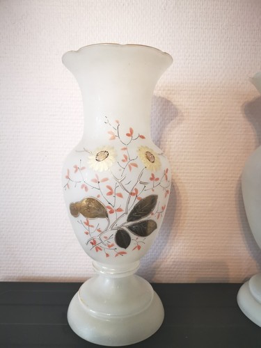 Vase opaline blanche à - vase,