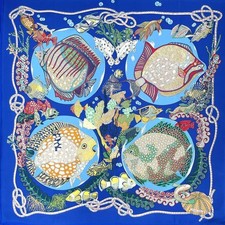 HERMES Carre 90 Soie 100%