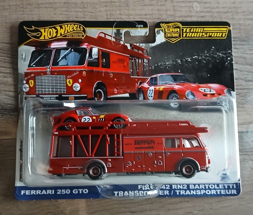 Hot wheels premium ferrari - -,