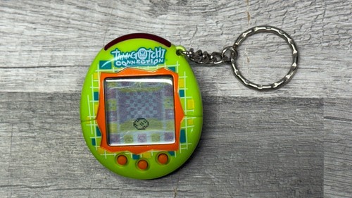 Tamagotchi connection 2004 - connection, v1