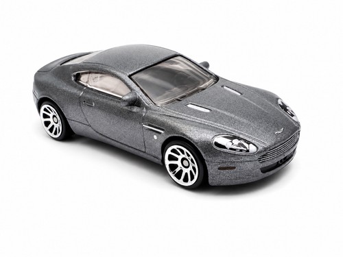 Hotwheels aston martin - hotwheels,