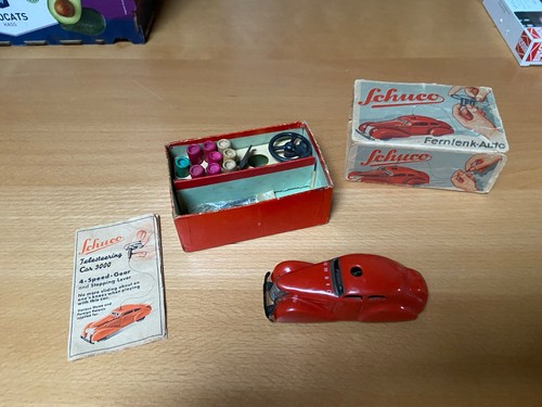 Schuco 3000 voiture horloge - -,