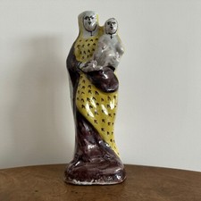 Vierge à l'Enfant en faïence