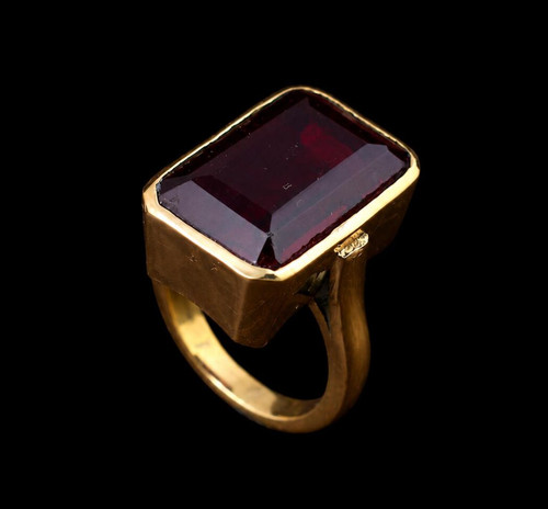 Ancienne bague grenat