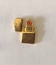 04 - Pin's BRIQUET Signé