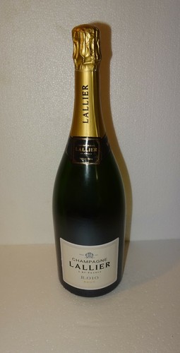 Magnum champagne lallier - a, ay