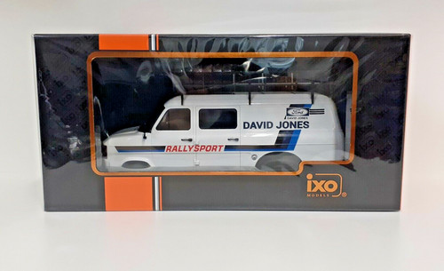 Modèle camion ixo van - camion, 1:18