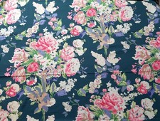 ANCIEN  TISSU COUPON FLEURI